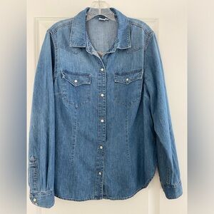 Gap Denim Shirt - L